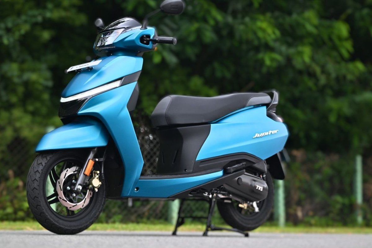 TVS Jupiter 2025: Rs 76,000 में 48 kmpl माइलेज और ढेरों सेफ्टी फीचर्स
