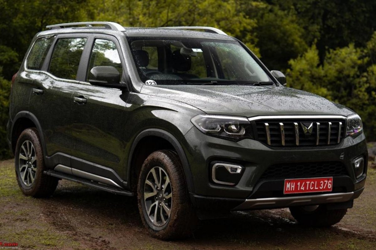 महिंद्रा Scorpio N महिंद्रा Scorpio N ₹13.60 लाख में, लंबा माइलेज और रफ टफ ड्राइविंग का भरोसा₹13.60 लाख में, लंबा माइलेज और रफ टफ ड्राइविंग का भरोसा