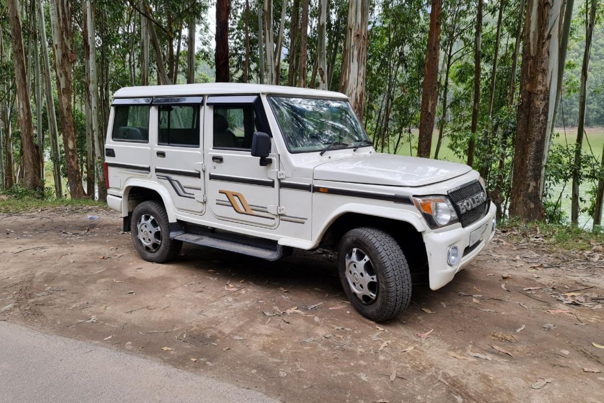 Mahindra Bolero Rs 9.90 लाख से शुरू 7 सीटें, 16kmpl माइलेज और जबरदस्त ताकत
